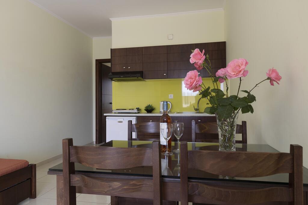 Hotell Sandy Suites i Crete, Grekland - Bild 10