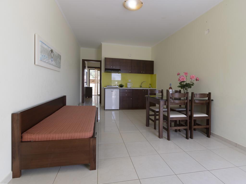 Hotell Sandy Suites i Crete, Grekland - Bild 8