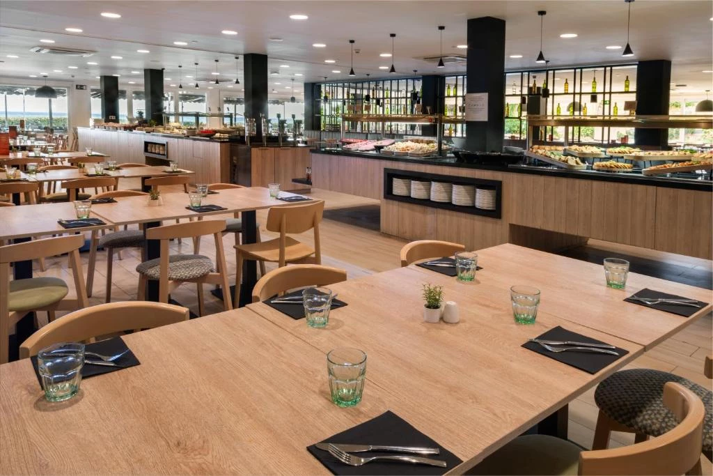 Hotell Sol Marbella Estepona Atalaya Park i Malaga, Spain - Bild 8