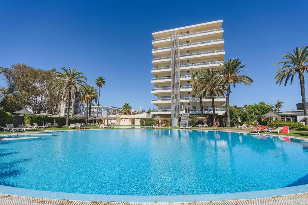 Hotell Sol Marbella Estepona Atalaya Park i Malaga, Spain - Bild 3