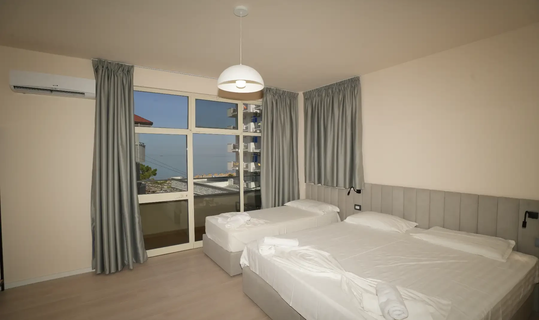 Hotell Sunset Hotel i Durres, Albania - Bild 9