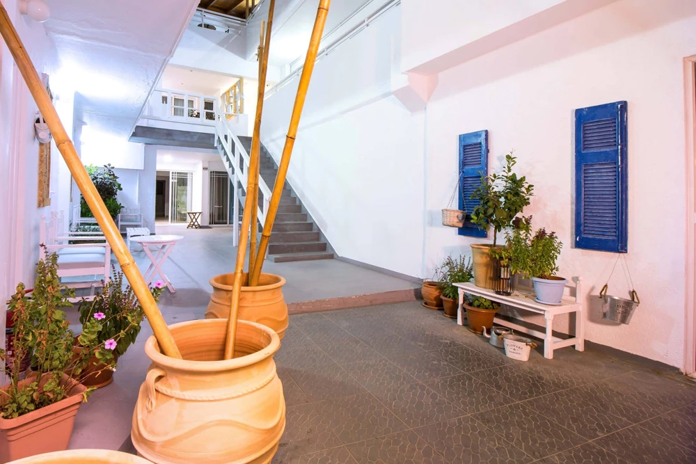 Hotell Tinas Plus i Rhodes, Grekland - Bild 17