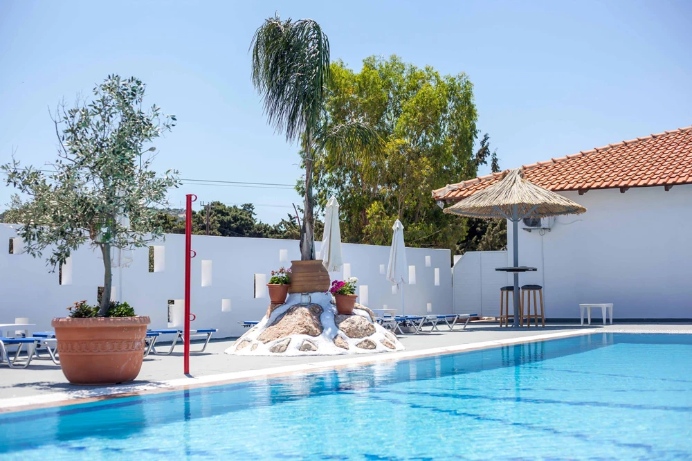 Hotell Tinas Plus i Rhodes, Grekland - Bild 7