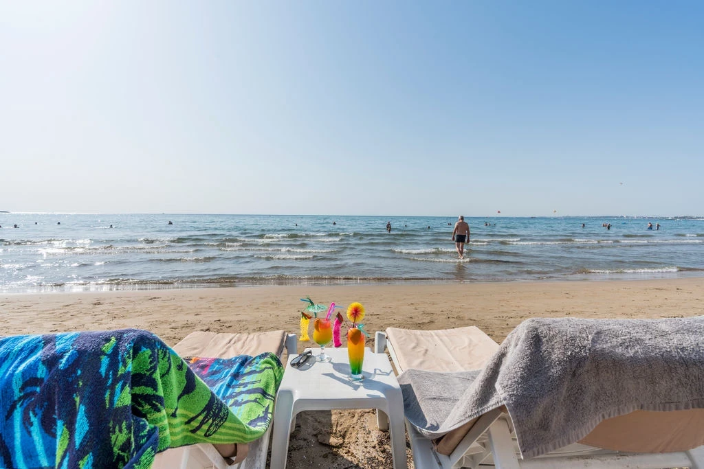 Hotell Tropic Beach Club i Antalya, Turkiet - Bild 5