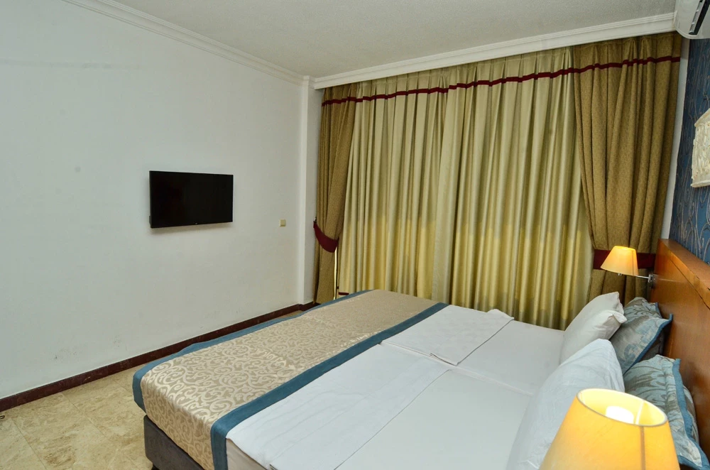 Hotell Tropic Beach Club i Antalya, Turkiet - Bild 13
