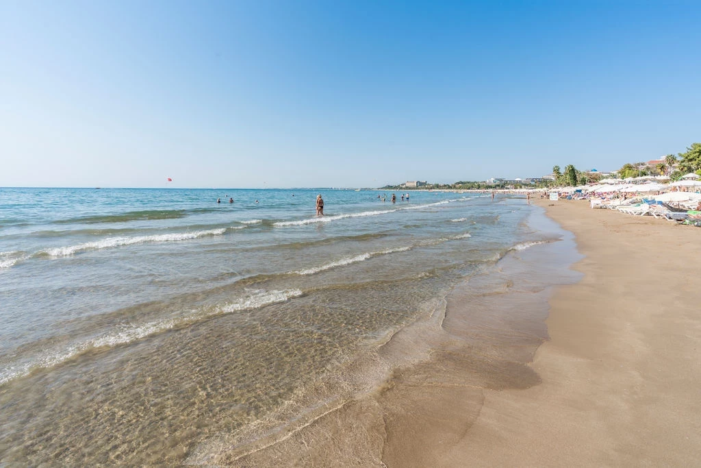Hotell Tropic Beach Club i Antalya, Turkiet - Bild 6