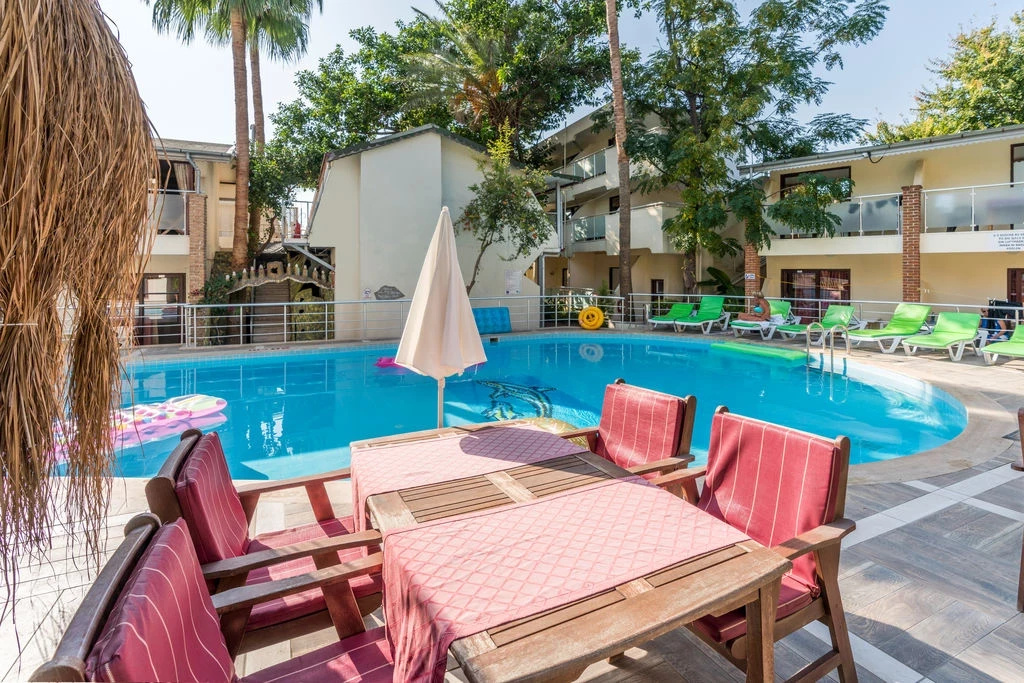 Hotell Tropic Beach Club i Antalya, Turkiet - Bild 4