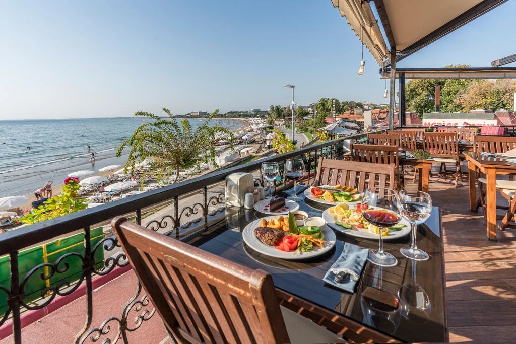 Hotell Tropic Beach Club i Antalya, Turkiet - Bild 7
