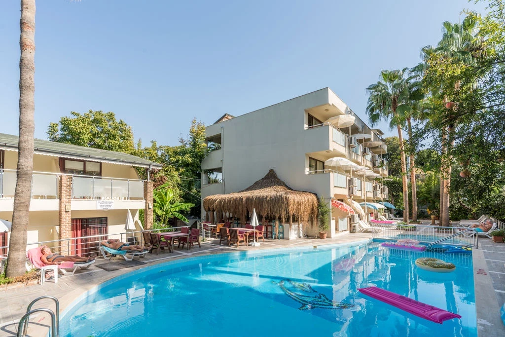 Hotell Tropic Beach Club i Antalya, Turkiet
