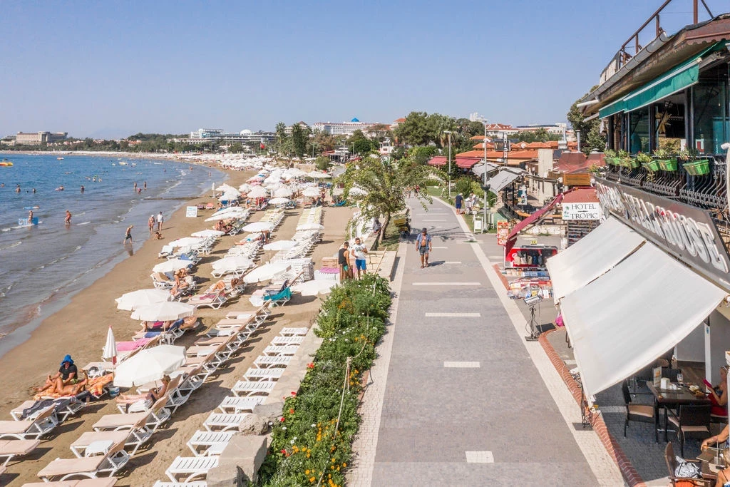 Hotell Tropic Beach Club i Antalya, Turkiet - Bild 1