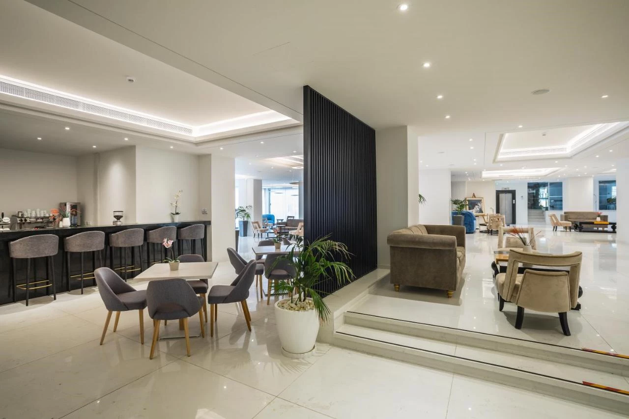 Hotell Tsokkos Beach Hotel i Cypern, Cyprus - Bild 12