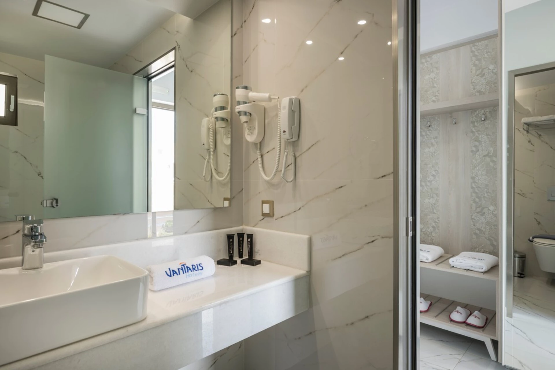Hotell Vantaris Blue i Crete, Grekland - Bild 3