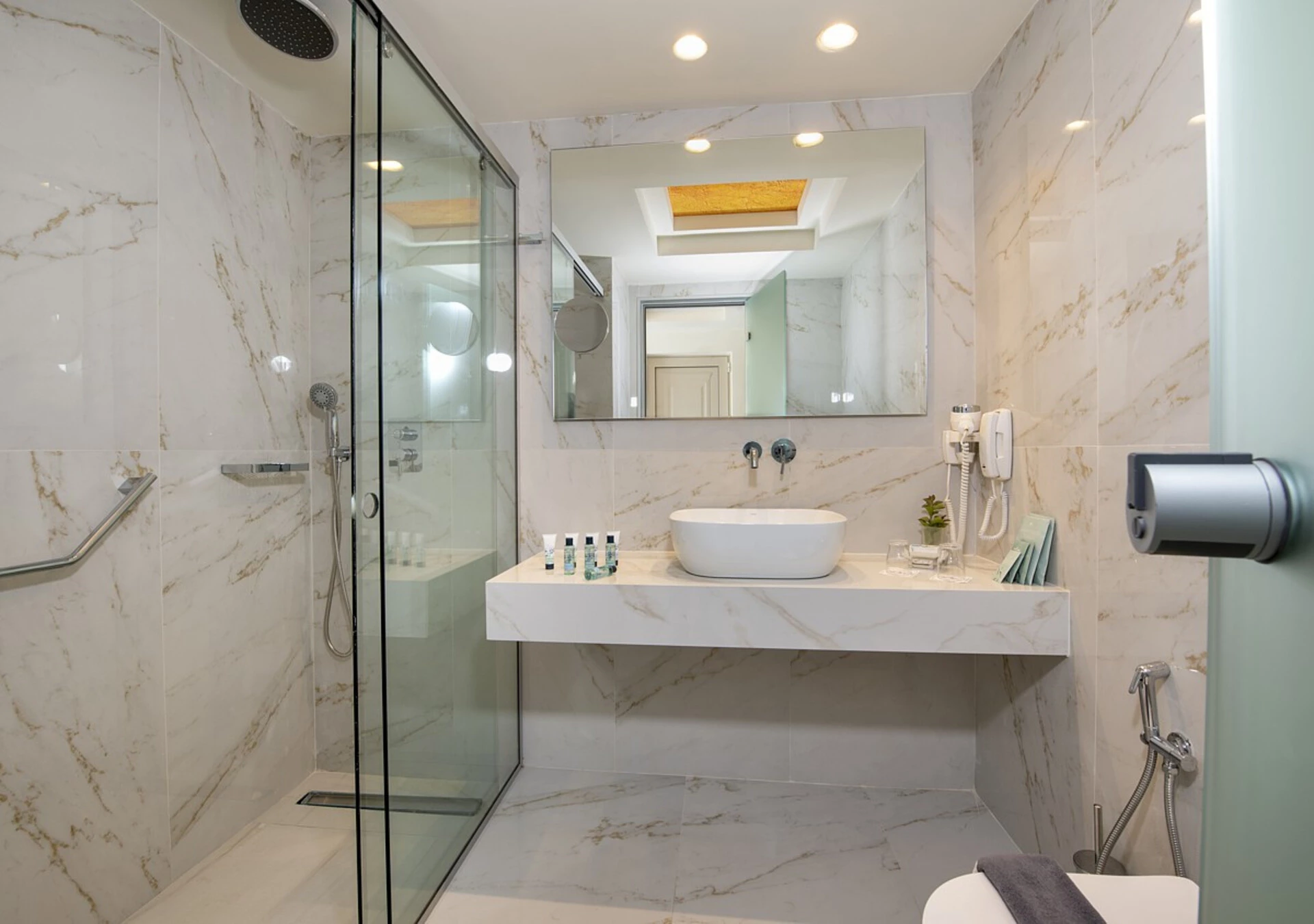Hotell Vantaris Luxury Beach Hotel i Crete, Grekland - Bild 20